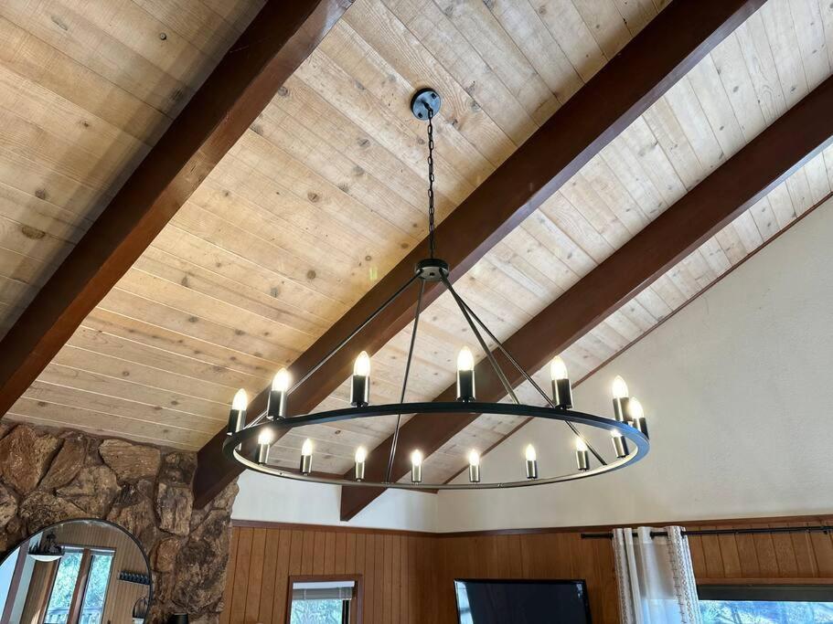 Everwood Serenity Treehouse Ontrail Head/Sledding Villa Big Bear Lake Eksteriør billede