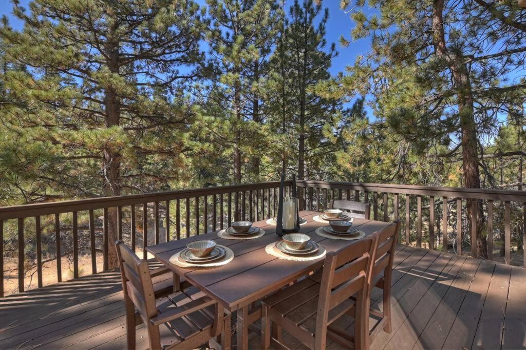 Everwood Serenity Treehouse Ontrail Head/Sledding Villa Big Bear Lake Eksteriør billede