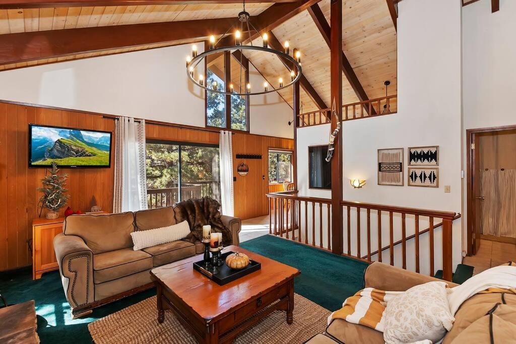 Everwood Serenity Treehouse Ontrail Head/Sledding Villa Big Bear Lake Eksteriør billede